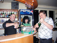 Otv�r�n� �ampa�sk�ho