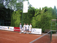 A klubov vlajky vis