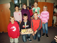 Drustvo mladch k zleva :  Tereza Lipowsk, Klra Turoov, Magdalna Sliov, Elika Helioov, Jan Horek, Jan Cienciala, imon Czernek