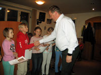 Gratulace mladm km :  Ren Farga