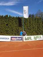 Vzty�ov�n� klubov�ch vlajek