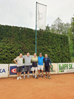 astnci vztyovn vlajek :  Pavel Nierostek, Roman Hladonik, Ren Farga, Petr Zoubek, Ale Dobesch