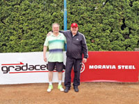 Vzty�ov�n� klubov�ch vlajek