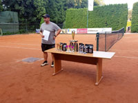 Medailist� zleva :  Vyhl�en� v�t�z� :  Gabriel Klimek