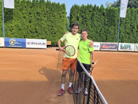 Semifinalist� fin�lov�ho turnaje zleva :  Marek Kujawa, Rostislav Martynek