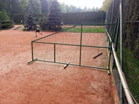 P�ed�lovac� ploty na dvorc�ch