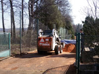 Rozvoz antuky Bobcatem