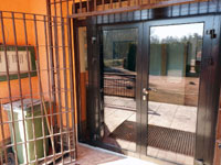 Vstupn� dve�e do budovy finaln� podoba