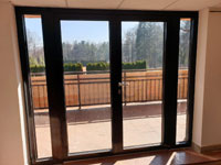 Vstupn� dve�e na balk�n finaln� podoba