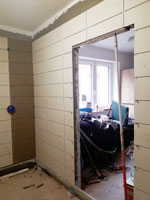 Obklady kolem dve��