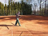 Karel Konderla upravuje dvorec �.8