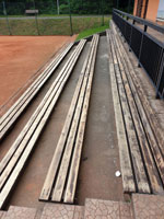 Odstran�n� sm�la z lavi�ek