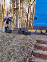 Odvoz gumov�ch p�s�