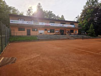 Pohled na spr�vn� budovu