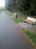 Nov� lavi�ky kolem dvorc�