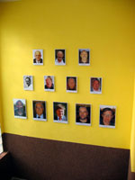 Obrazy na schodi�ti