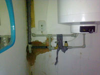 Praskl� potrub� �atna mu�i