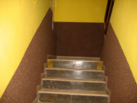 Malby a sokl na schodech