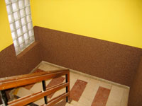 Malby a sokl na schodech