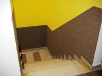 Malby a sokl na schodech