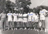 Rok 1973 drustvo dosplch zleva :  Adolf Toman, Ji Star, Miroslav Buzek, Marcela Liberdov, Vanda Grygov, Daniel Liberda, Otto Dobesch, Ale Dobe, Milan Roik