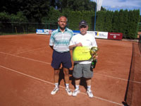 Finalist dvouhry nad 49 let zleva :  Jan Tomis, Milan Bonek