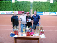 1. msto tchy zleva :  Ale Dobesch, Roman Huka, Bohuslav Raszka, Ren Farga