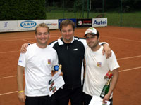 2.msto zleva :  Filip Grim, Ren Farga, Michal Krenelok