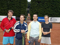 Finalist tchy zleva :  Martin Baanovsk, Luk Sitek, Sikora, Jarmila Sikorov