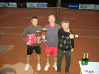 1. msto tyhra mui zleva :  Petr Vitsek, Petr Gavlas