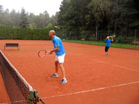astnci turnaje zleva :  Tom Zoubek, Robert Barci