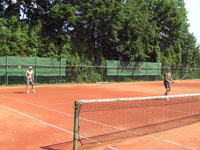 astnci turnaje zleva :  Robert Bury, Marin Bury