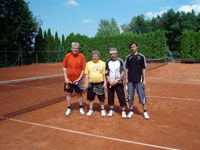 astnci turnaje zleva :  Jaromr Grann, Ji Kuldnek, Karel Gajdzica, Martin Gajdzica