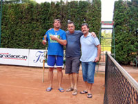 1.msto tchy zleva :  Marin Sekerk, Bogdan Chromik, Miroslav Jva
