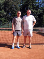 ��astn�ci tunaje zleva :  Martin Oszelda, Karel Kavulok