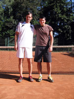 ��astn�ci tunaje zleva :  Martin Gajdzica, Tom� Pilch