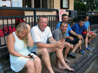 Div�ci na centr�ln�m dvorci