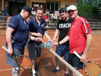 Oberstven zleva :  Roman Hladonik, Ren Farga, Roman Miho, Petr Dorda