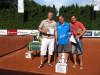 1.msto tchy zleva :  Marian Bury, Bogdan Chromik (uprosted pedv Ren Farga)