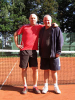 astnci turnaje zleva :  Tom Motyka, Jaroslav Kocin