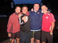 4.m�sto zleva (uprost�ed) :  Ji�� Figura, Bronislav Cienciala