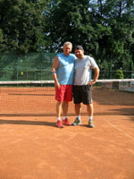 ��astn�ci turnaje zleva :  Radek Ban�, Tom� Skoupil