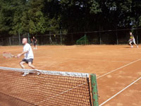 astnci turnaje zleva :  Michael Beier, Petr Star