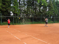 ��astn�ci turnaje zleva :  �losnikl, Du�an Adam��k