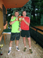 Vtzov s pohrem zleva :  Roman Miho, Petr Dorda