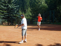 astnci turnaje zleva :  Patrik Baur, Tom Sikora
