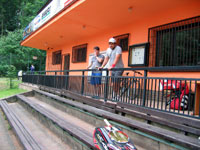 ��astn�ci turnaje zleva :  Tom� Suszka, Petr Sikora