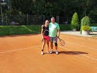 astnci turnaje zleva :  Dominika Zoubkov, Milan Rusz