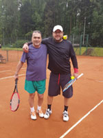 ��astn�ci turnaje zleva :  Zden�k Opina, Petr Sikora