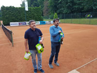 Vyhl�en� v�t�z� zleva :  Miroslav J�va, Radek J�va